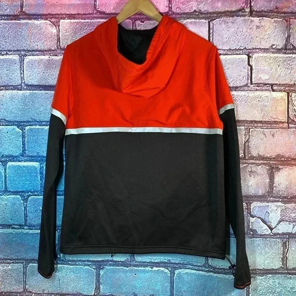 Aeropostale Jacket Zip Small Quarter Two-Tone Red Black Reflective Activewear - Picture 6 of 8